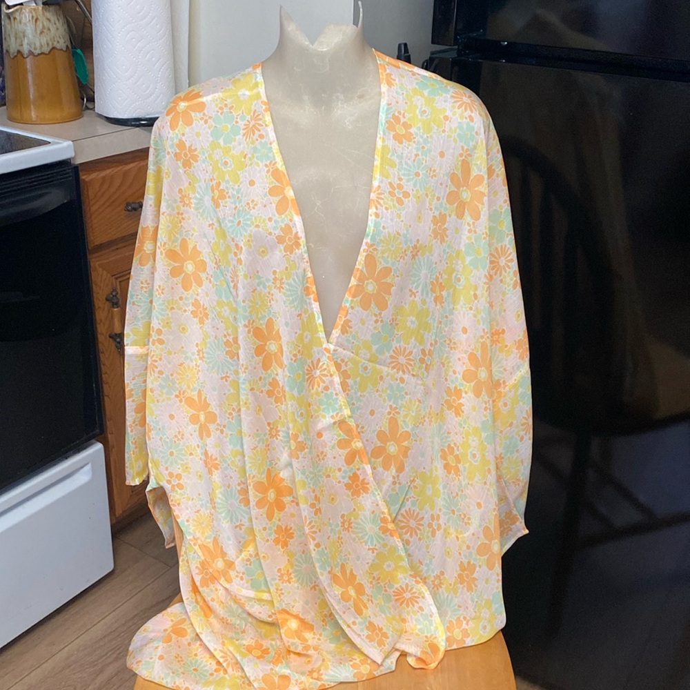 Aerie NWT One Size yellow orange floral sheer wide sleeve kimono duster coverup
